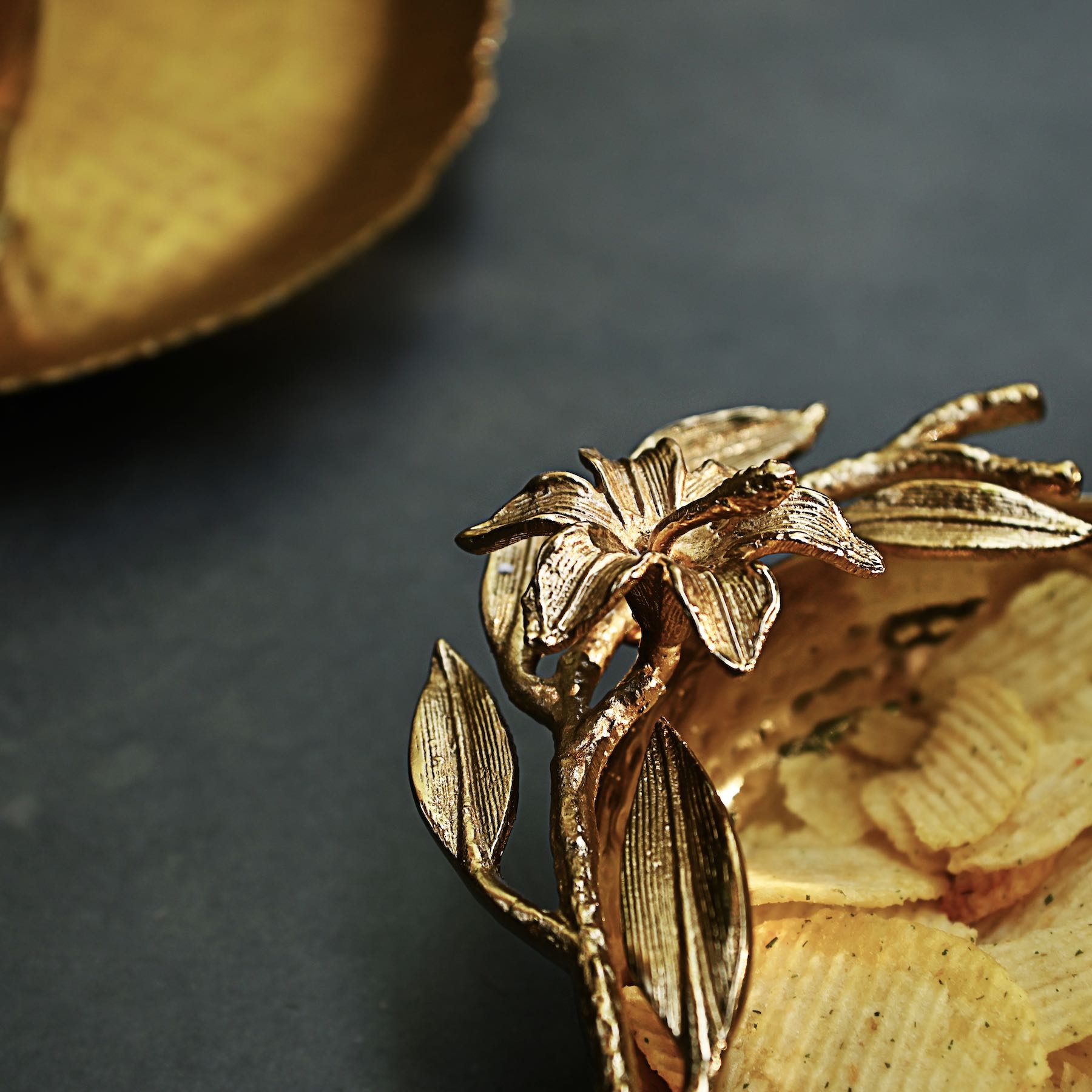 Leaf Chip & Dip Bowl